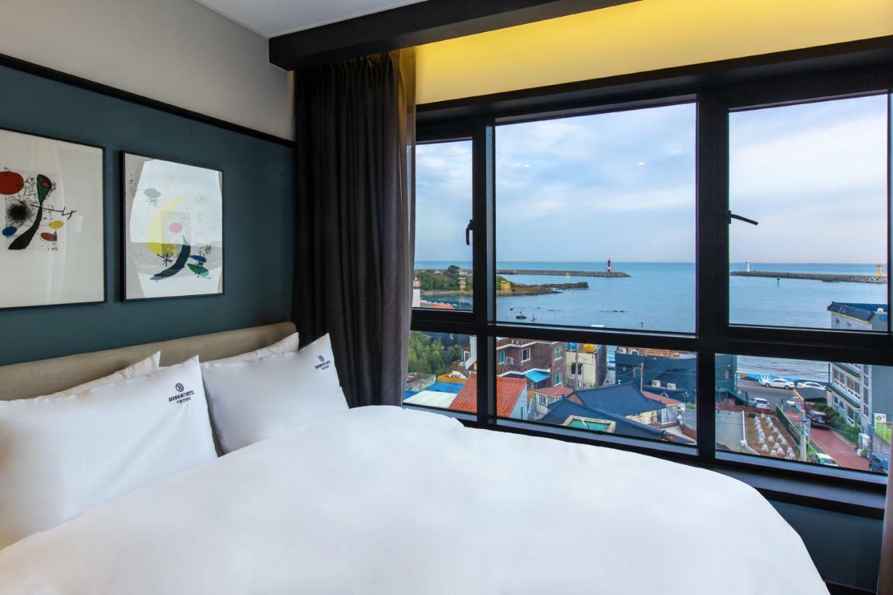 Brown Dot Gijang Yeonhwari Hotel Busan Exterior photo