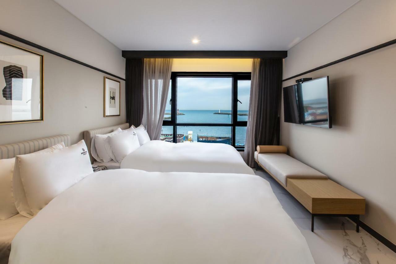 Brown Dot Gijang Yeonhwari Hotel Busan Exterior photo