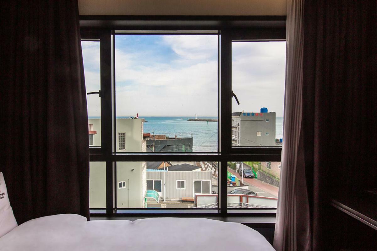Brown Dot Gijang Yeonhwari Hotel Busan Exterior photo
